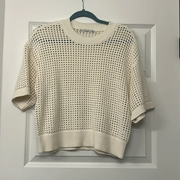 Abercrombie crochet sweater - Picture 2 of 6